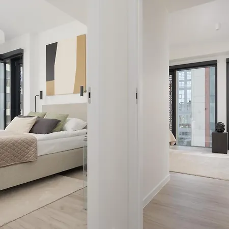 Apartment Luxury Apartments Towarowa Towers With Parking And Air Conditioning In Warsaw'S Wola District By Renters Prestige Warsaw