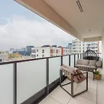 Deluxe Towarowa Towers With Free Parking & Ac By Renters Prestige