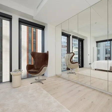 Luxury Towarowa Towers With Parking And Air Conditioning In Warsaw's Wola District By Renters Prestige