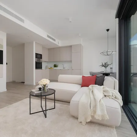 Luxury Towarowa Towers With Parking And Air Conditioning In Warsaw's Wola District By Renters Prestige