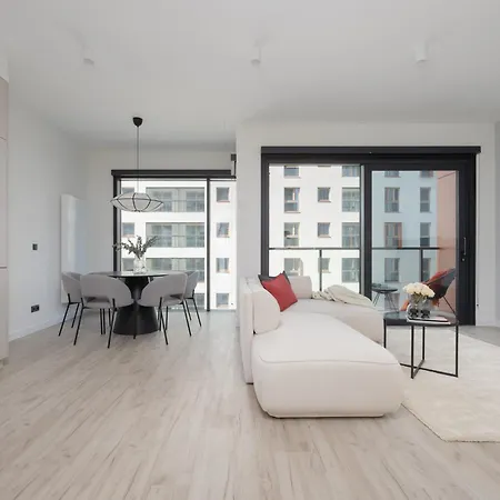 Apartmán Luxury Towarowa Towers With Parking And Air Conditioning In Warsaw's Wola District By Renters Prestige