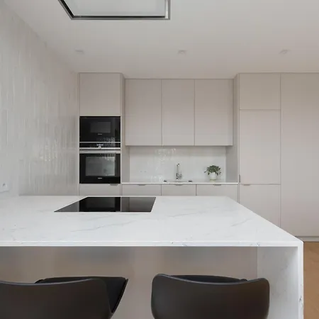 Towarowa Towers Prestigious With Parking & Ac By Renters Prestige