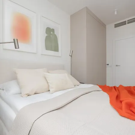 Deluxe Towarowa Towers With Free Parking & Ac By Renters Prestige Apartman Varsó