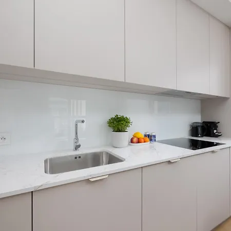 Apartament Towarowa Towers Prestigious With Parking & Ac By Renters Prestige Warszawa