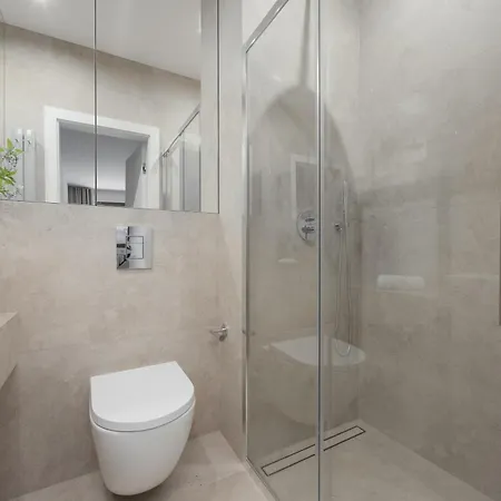 Deluxe Towarowa Towers With Free Parking & Ac By Renters Prestige * Varsavia