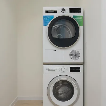 Deluxe Towarowa Towers With Free Parking & Ac By Renters Prestige * Varsó