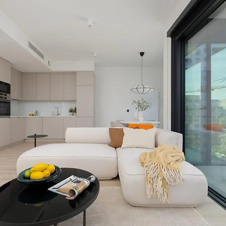 Deluxe Towarowa Towers With Free Parking & Ac By Renters Prestige Apartmán Varšava